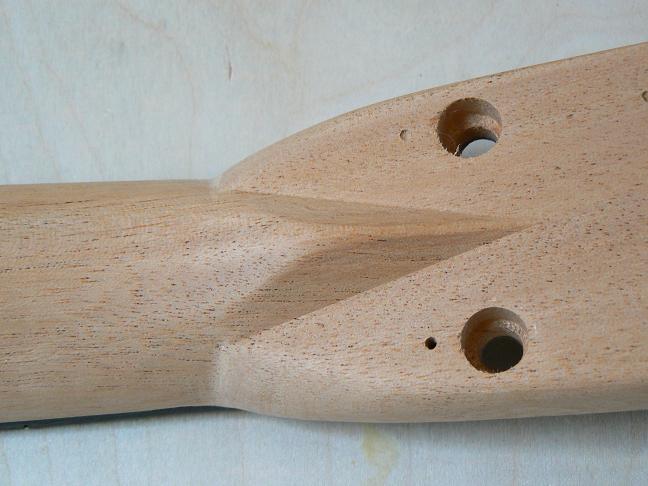 images/woodwork/guitar/gi35