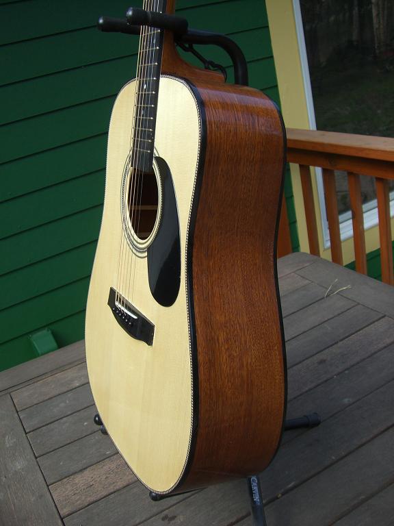 images/woodwork/guitar/gi55